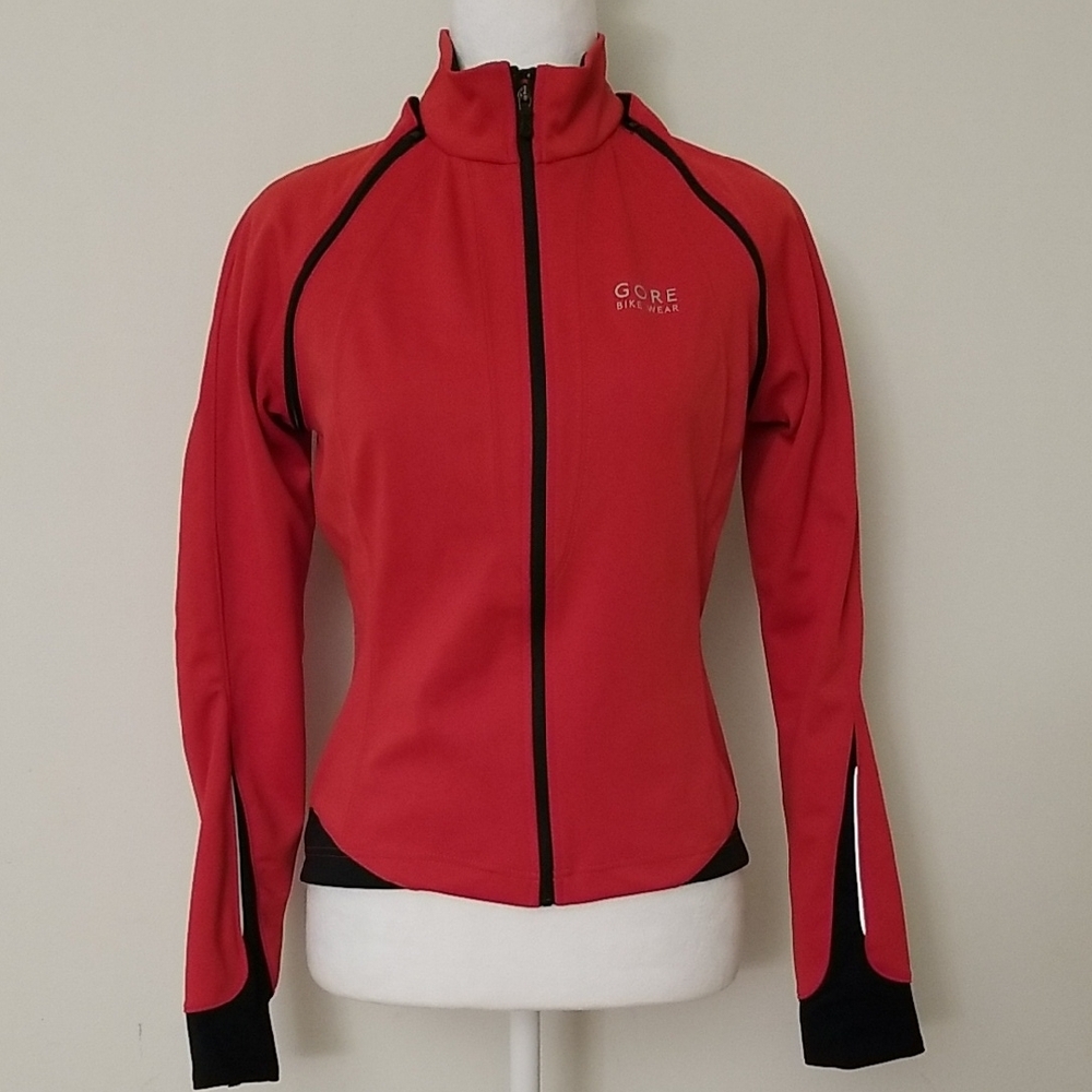 GORE-TEX Bike Wear with High Collar And Detachable sleeves